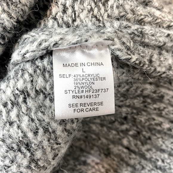 Talulah Grey Marled Cozy High Neck Sweater Size L - Picture 6 of 6